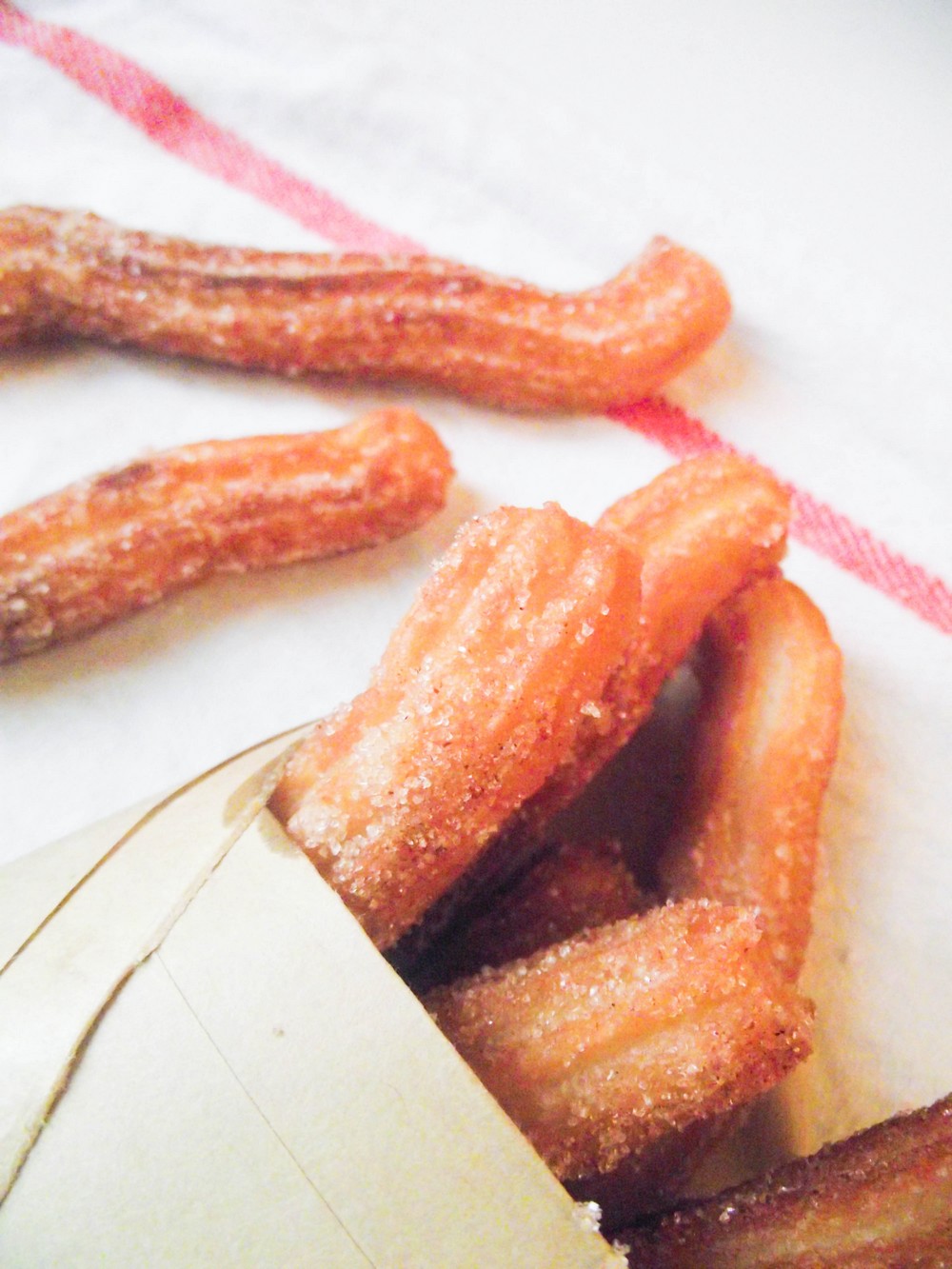 Churros à la cannelle (si faciles, si rapides)