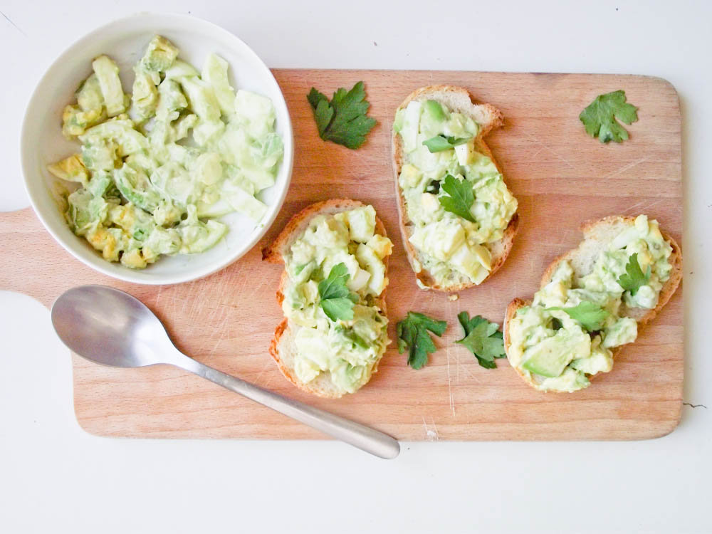 Tartines avocats, oeufs et mayonnaise maison au citron vert & le problème de la motivation